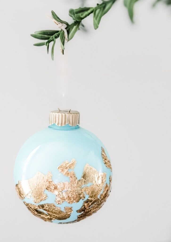 5 Fun DIY Christmas Ornaments